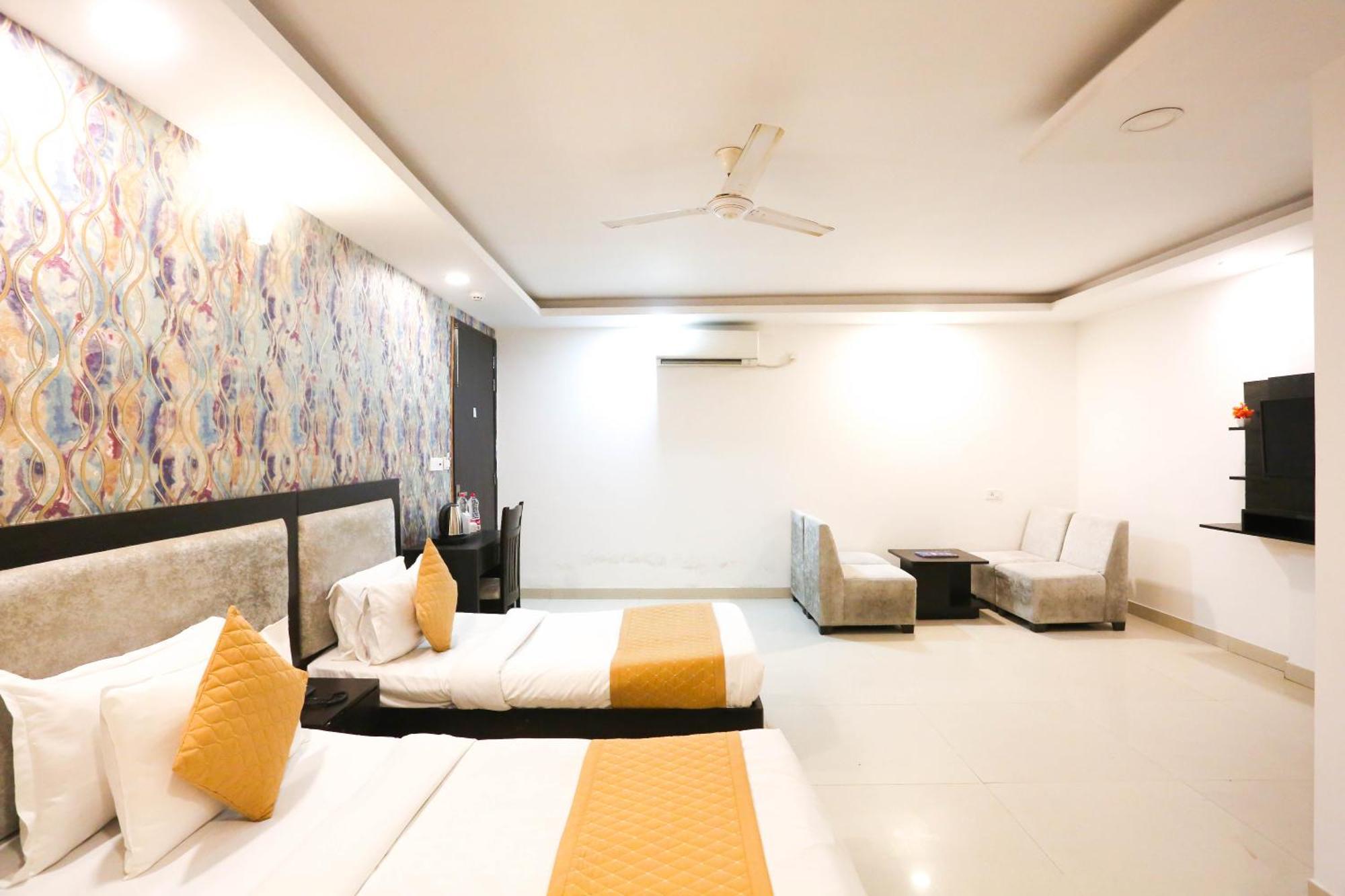 Hotel Aashiyana New Delhi Exteriör bild